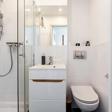 Apartment Przymorze Baltic By Bookinghost *